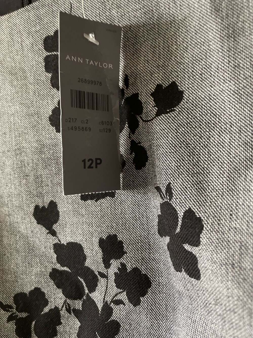 Ann Taylor Floral Print Sheath Dress Size 12P - Picture 3 of 4
